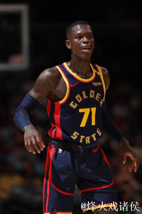 库里7投0中施罗德首秀低迷 勇士51分惨负灰熊